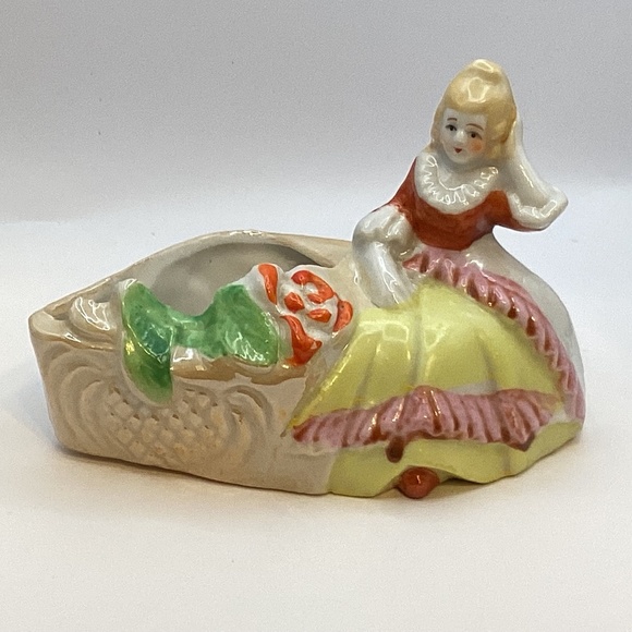 Floral Planter Lady on a Luster Ware Boat Kitschy Mid Century - Picture 1 of 3
